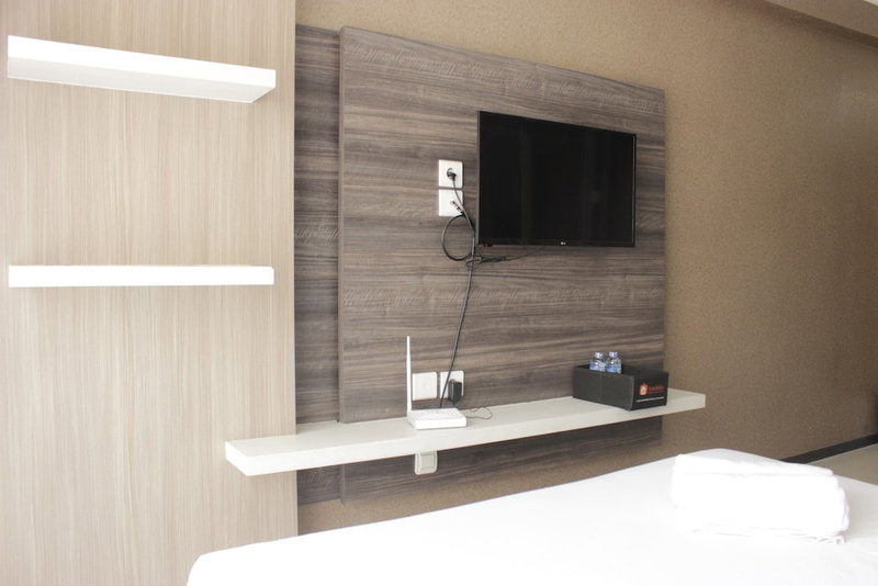 Relaxing Studio Room at Gateway Pasteur Apartment, Cimahi, Indonesia