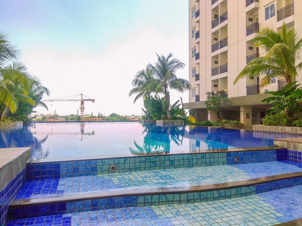 Hotel · Cozy and Simple Living Studio Apartment at Cinere Resort, Depok