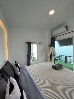 CR farm stay, Mae Rim, Thailand
