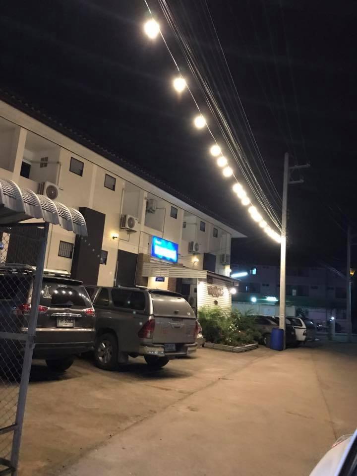Polpol & Nuanlaor Hotel, Thailand