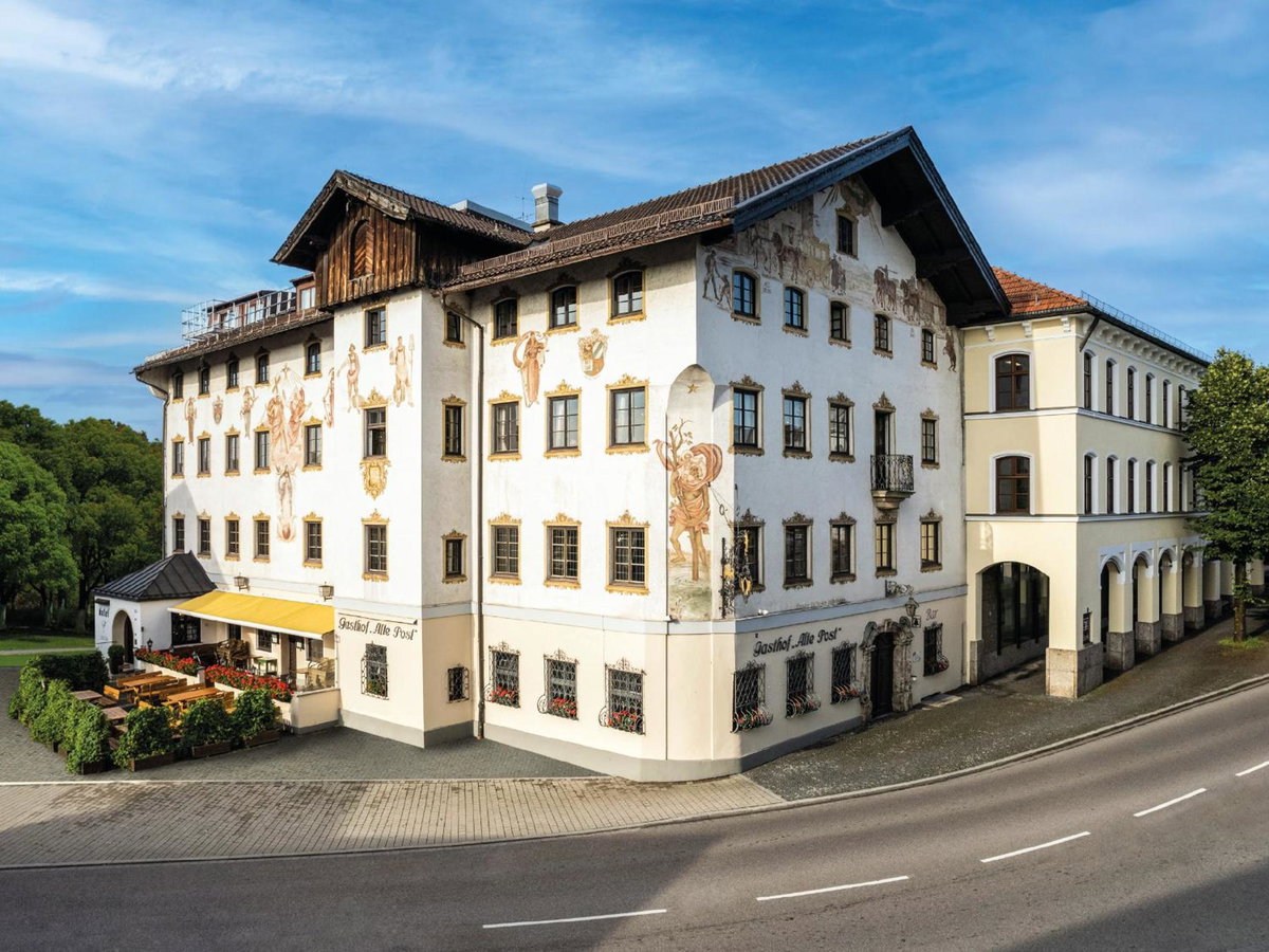 Hotel Gasthof Alte Post Holzkirchen, Germany