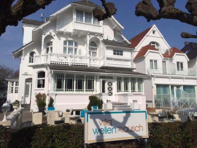 Hotel Villa WellenRausch by UniqStay, Travemünde, Germany