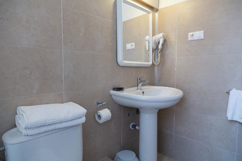 Hostal Fonda Montserrat, Cambrils, Spain