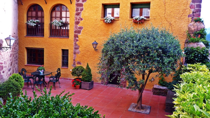 Cal Crispí, Prades, Spain