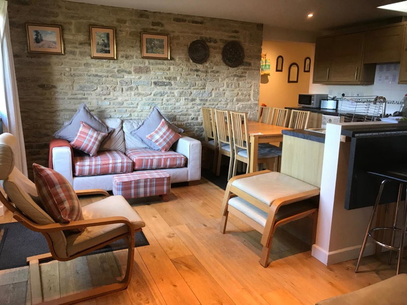 Ty Nant Cottages and Suites, Carterton, United Kingdom