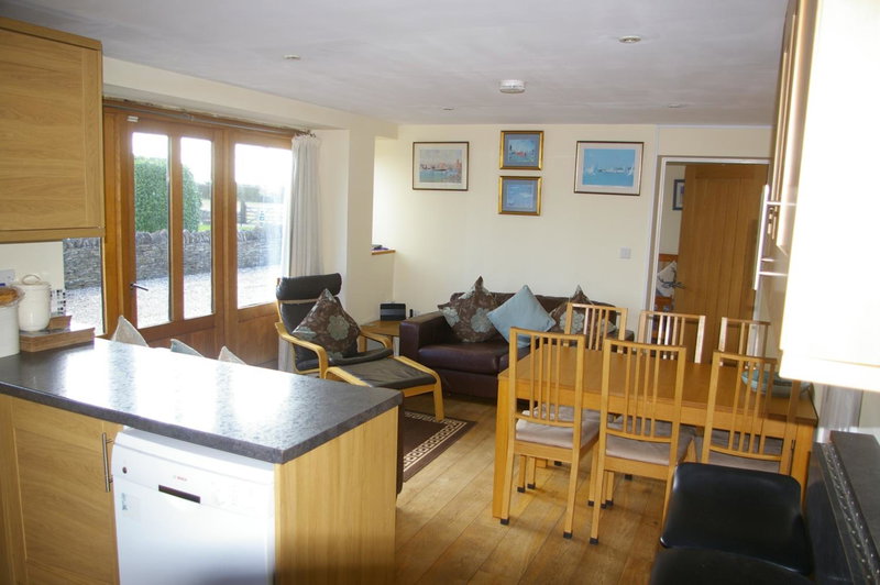 Ty Nant Cottages and Suites, Carterton, United Kingdom