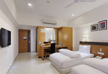 Hi5 Hotel & Experience, Nashik, India