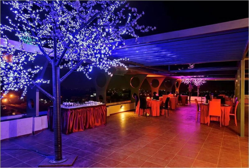 Hi5 Hotel & Experience, Nashik, India