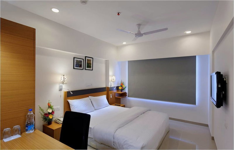 Hi5 Hotel & Experience, Nashik, India