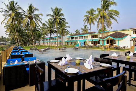 Longuinhos Beach Resort, Colva, India