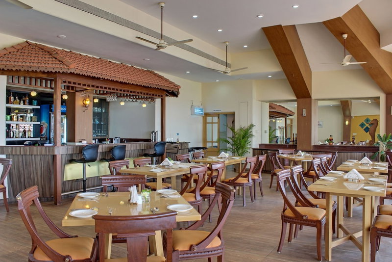 Longuinhos Beach Resort, Colva, India