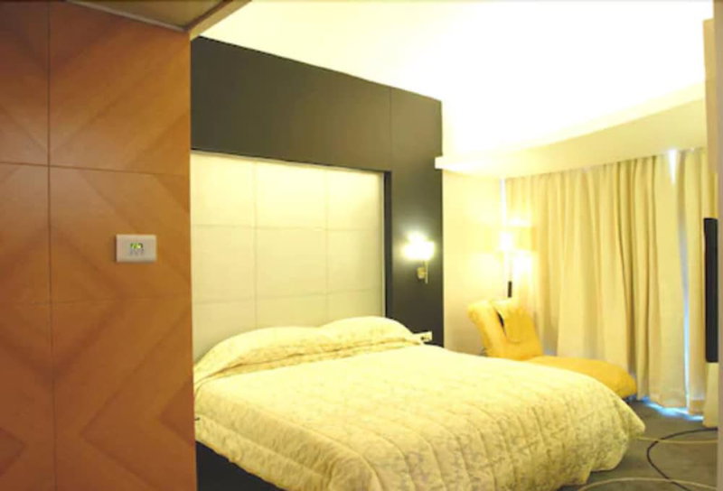 Peninsula Grand Hotel, Mumbai, India