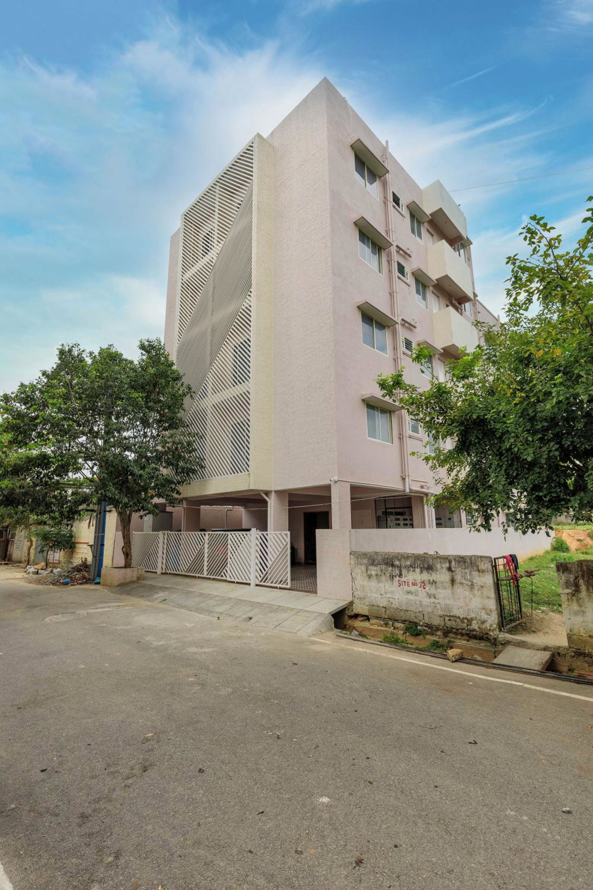 Sunrise Service Apartments, India