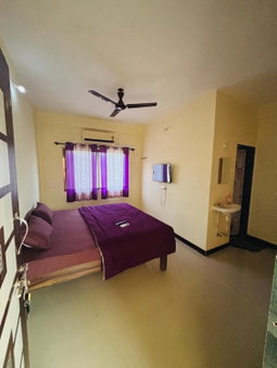 Aashray Guestroom, Murud, India
