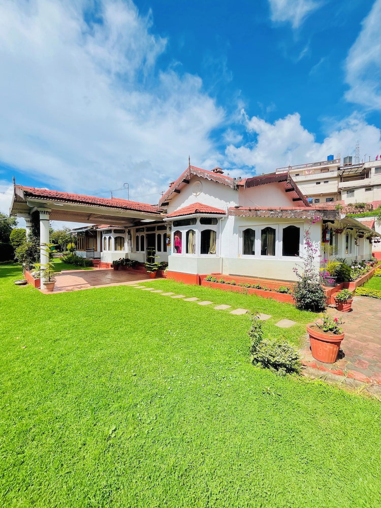 Hotel · BouganVilla, Ootacamund