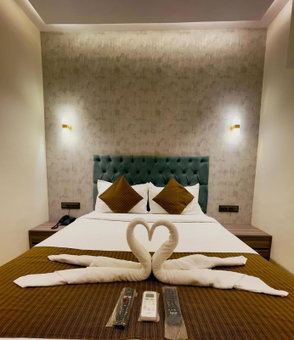 Hotel lime wood, Mumbai, India