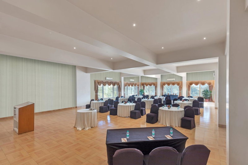 Club Mahindra Kandaghat, Shimla, Kandāghāt, India