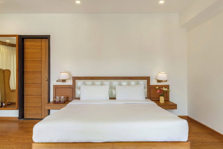 Country Inn Premier Pacific Mall Road Mussoorie, Dehradun, India