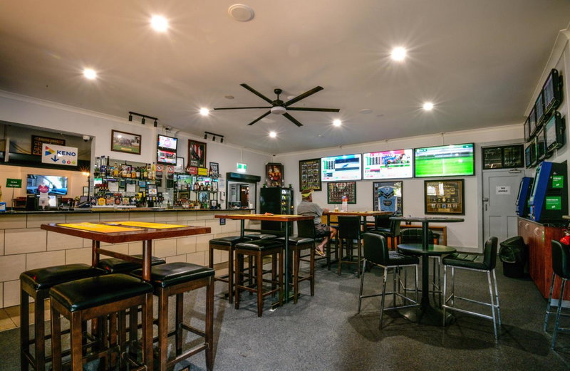 Broadway Hotel, Parkes, Australia