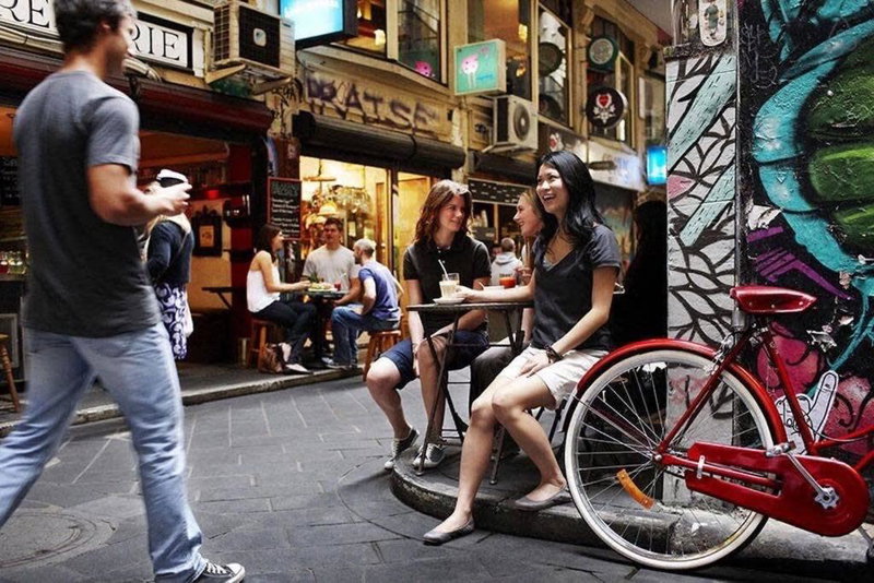 A Chic 2BR Apt with Panoramic Views FREE Parking, Melbourne, Australia
