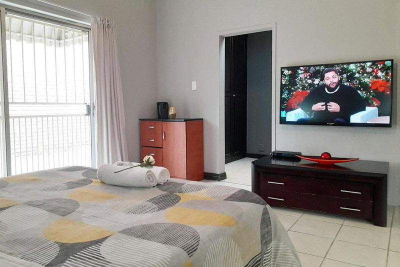 Cozy Hatfield Condo, Pretoria, South Africa