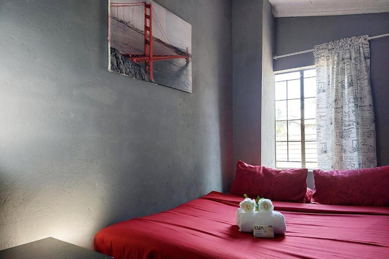 Cozy Hatfield Condo, Pretoria, South Africa