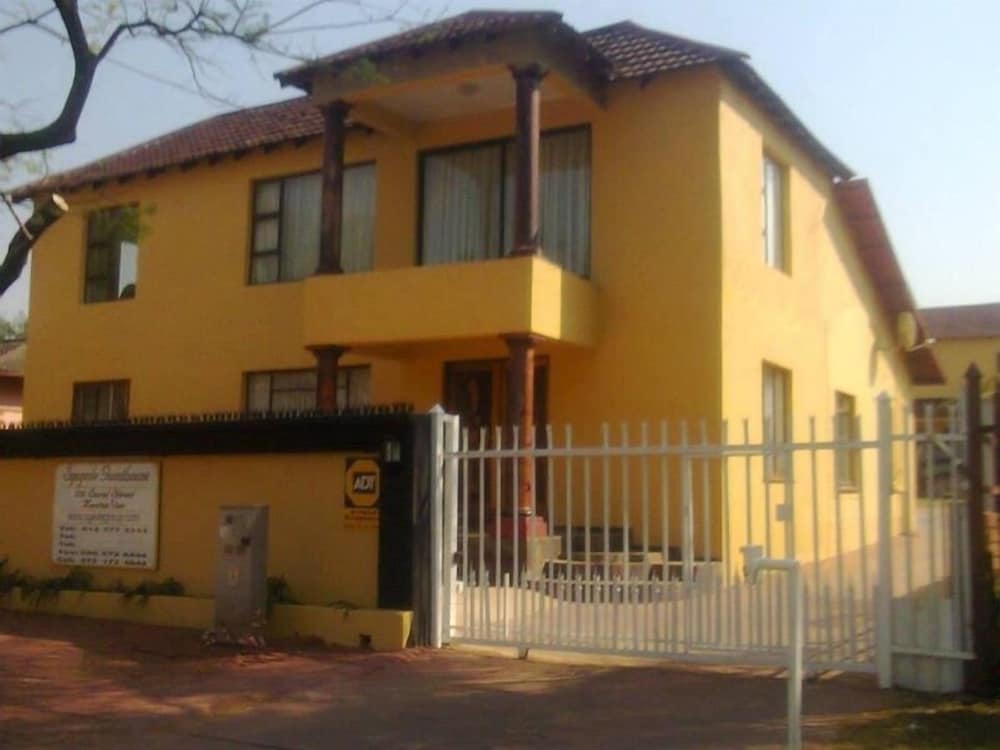 Hotel · Sgegede Guest House, Pretoria