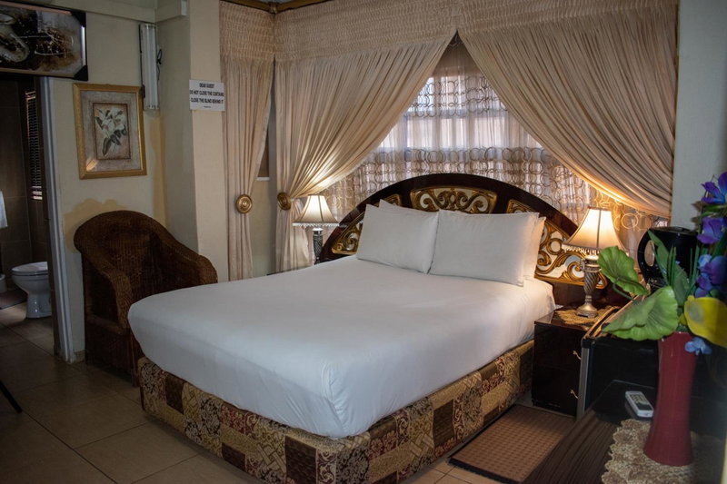 Lenasia Guest Lodge, Lenasia, South Africa