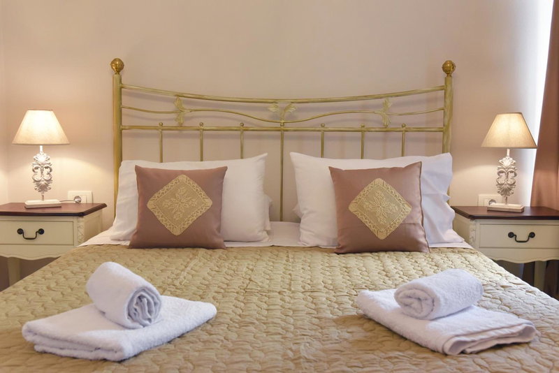 Oisyra Hotel, Ermoupoli, Greece