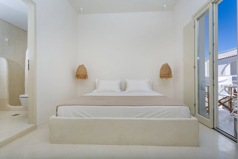 Kokoon, Paros, Greece