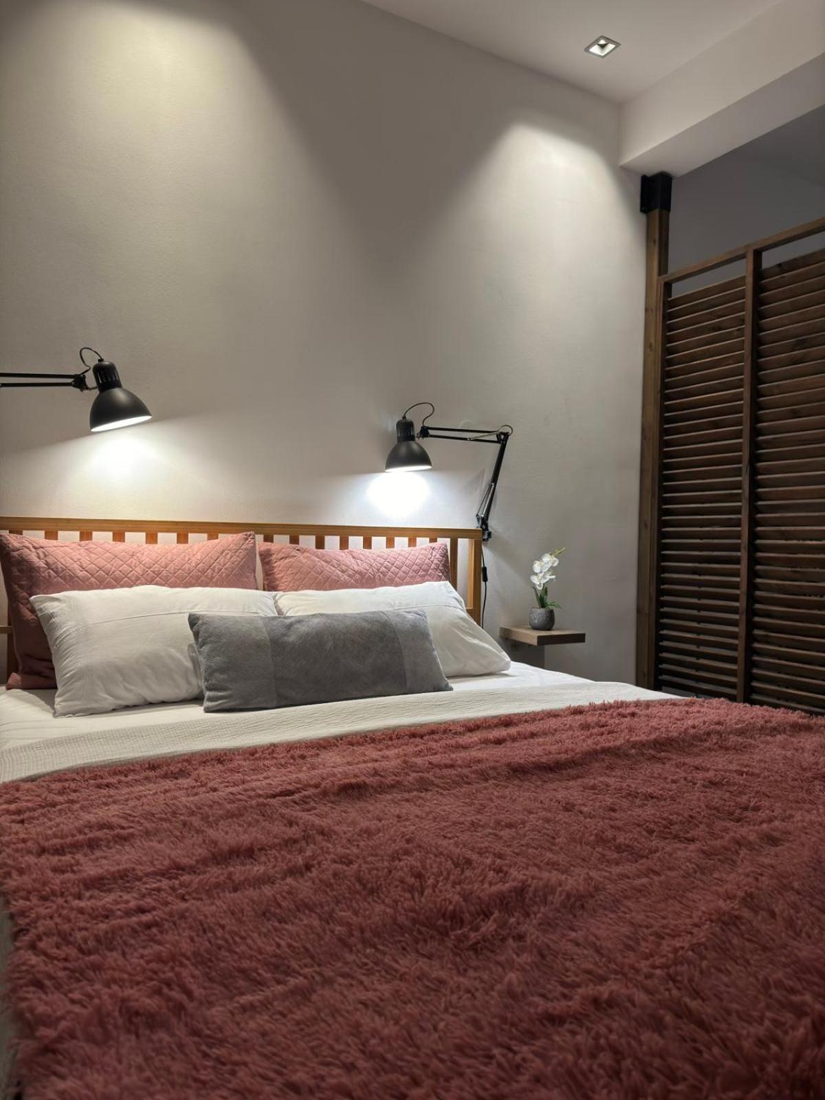 White Tower Area Loft, Grecia