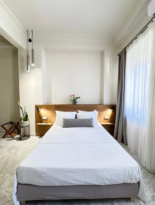 Oiko Mini Suites, Ermoupoli, Greece