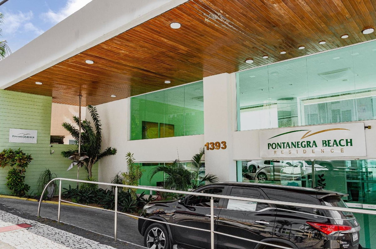 Beachfront Suite with Pool, WIFI and Parking in Ponta Negra, Brazil