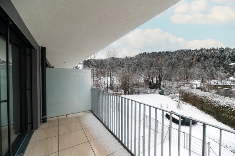 Ferienwohnung Bergsonne mit Sonnenbalkon und Tiefgaragen Parkplatz, Bad Ischl, Austria