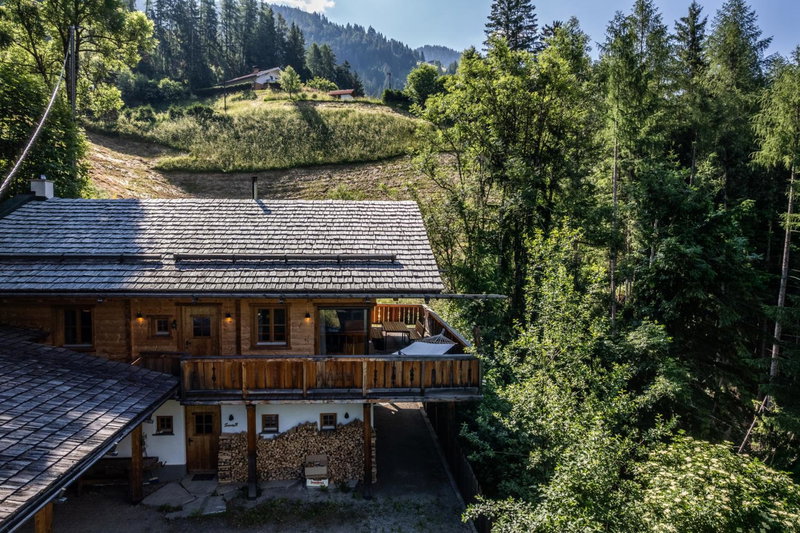 Exklusives Chalet in Alleinlage mit privatem Saunahaus, Großkirchheim, Austria