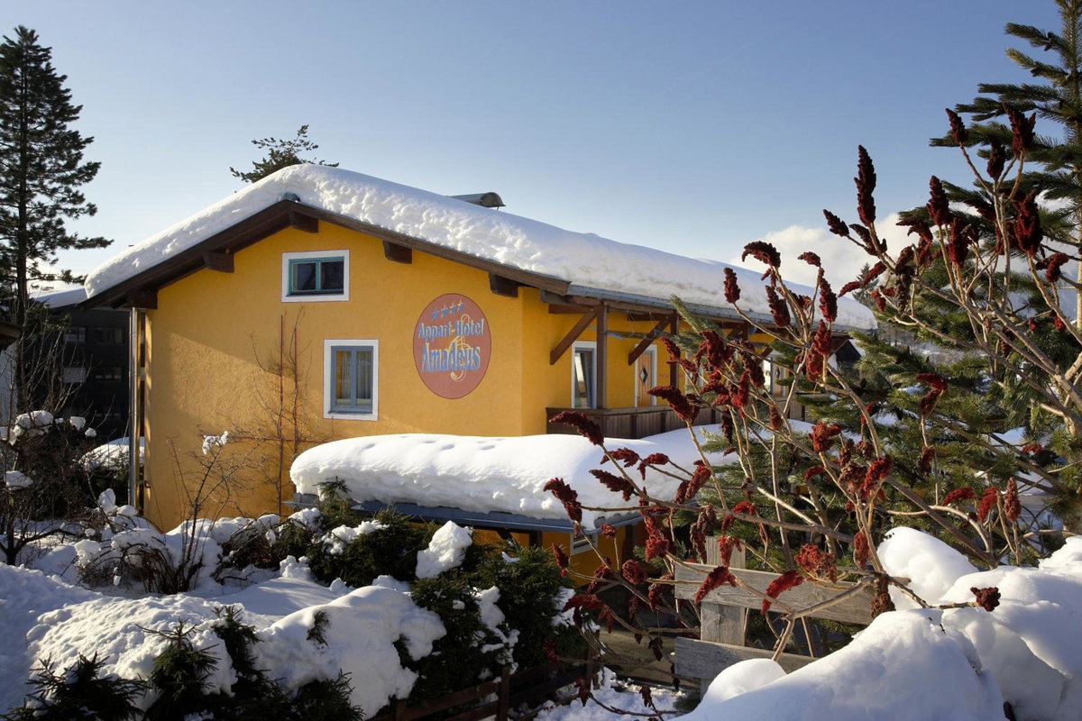 Hotel · Amadeus Appartement, Sankt Johann In Tirol