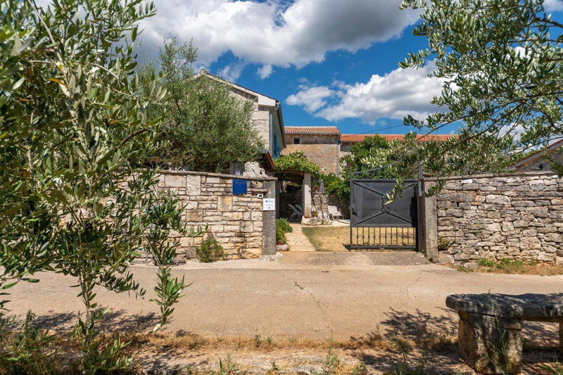 Villa Janko, Sveti Lovreč Pazenatički, Croatia