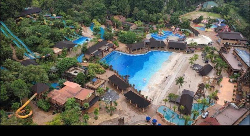 Ipoh Sunway Onsen Themepark Suite 6-11pax 2parkin, Ipoh, Malaysia