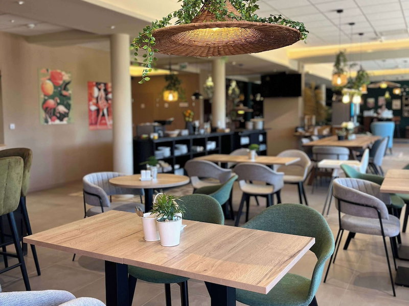 Aparthotel Adagio Access Porte De Camargue, Saint-Martin-de-Crau, France