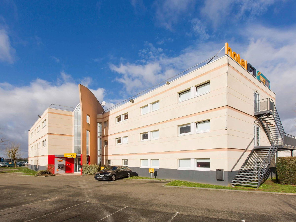 Hotel F1 Maurepas, France