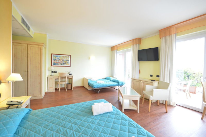 Hotel Bella Italia, Peschiera del Garda, Italy