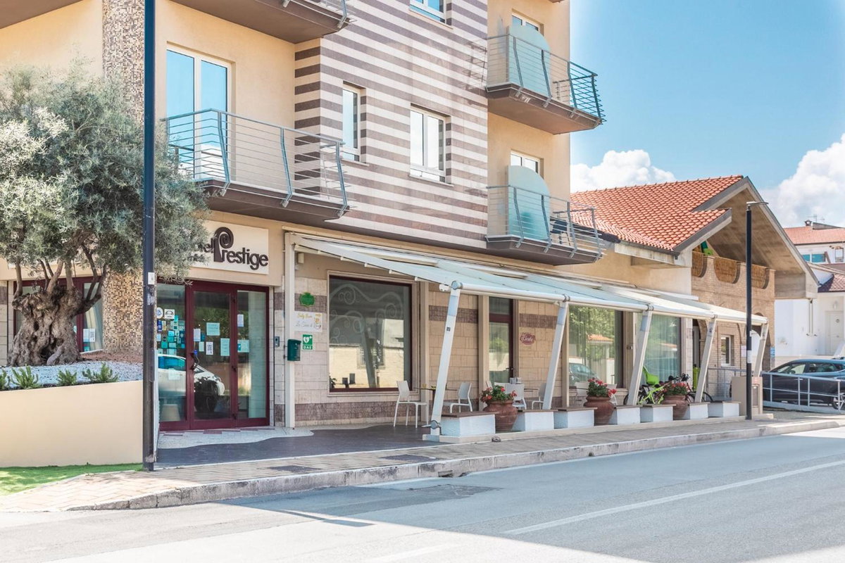 Hotel · Hotel Prestige, Montesilvano