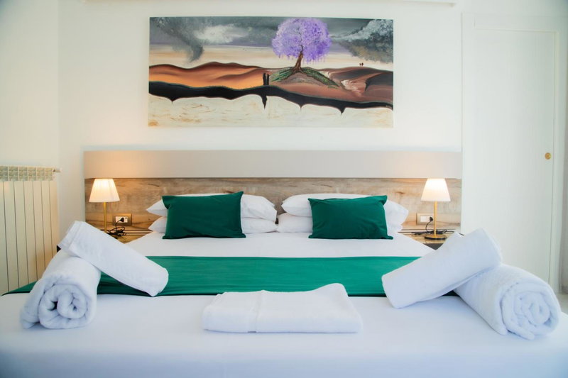 Lagi Suites, Naples, Italy
