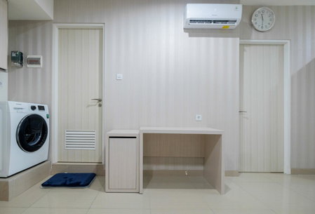 Comfy and Modern 2BR Grand Kamala Lagoon Apartment By Travelio, Bekasi, Indonesia