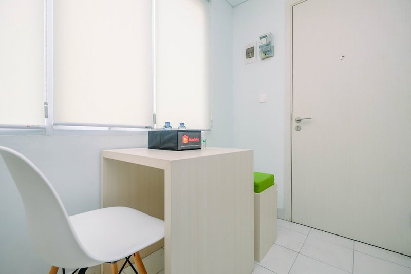Comfy and Minimalist 1BR Patraland Urbano Apartment near Bekasi Station, Bekasi, Indonesia
