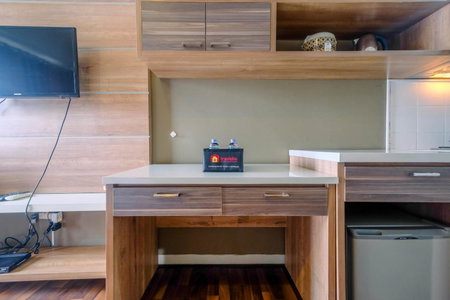 Modern and Cozy Studio Park View Condominium Apartment By Travelio, Depok, Indonesia