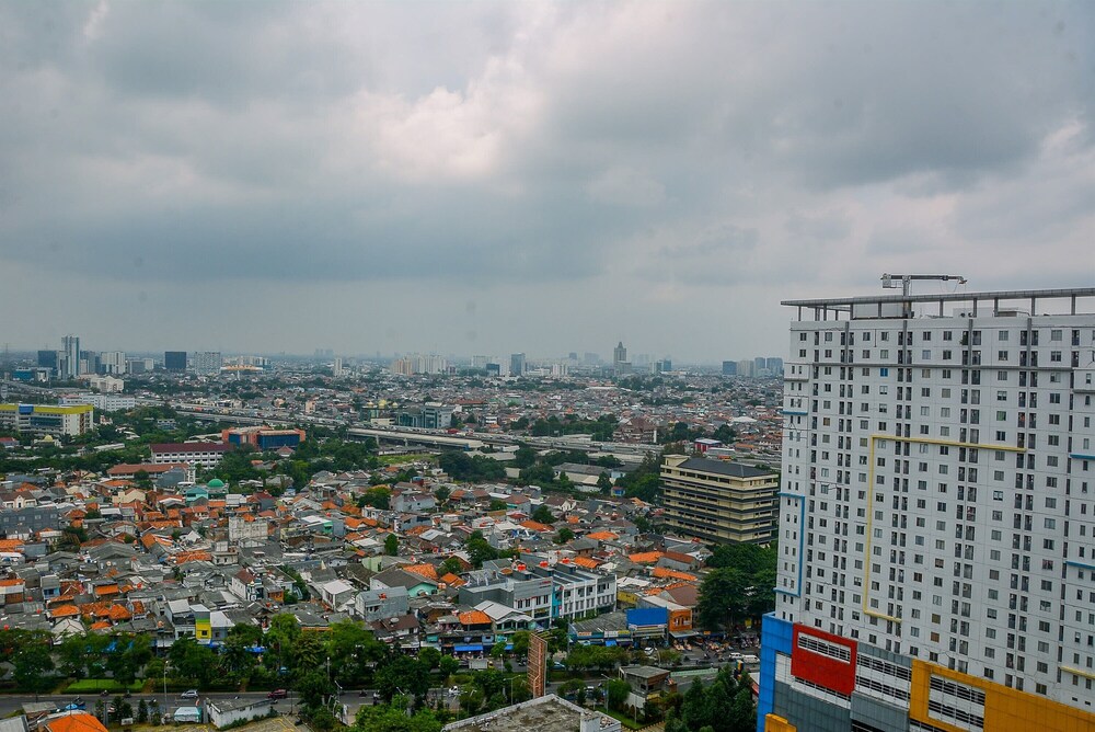Hotel · Comfortable 2BR Bassura City Apartment near Bassura Mall, Jakarta