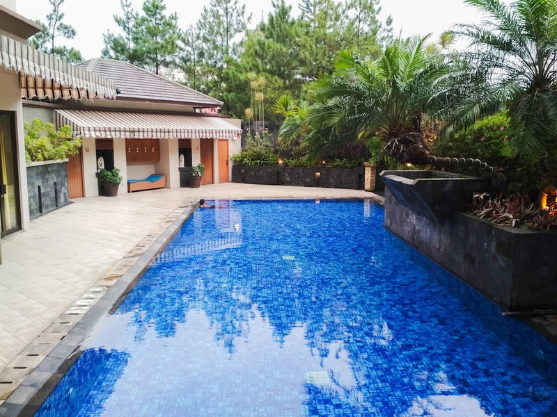 Strategic & Cozy 2BR at Majesty Apartment near Maranatha Christian University, Bandung, Indonesia