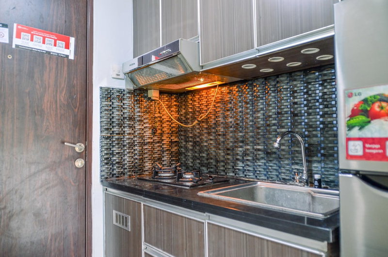 Homey And Simple Studio At Serpong Greenview Apartment, South Tangerang, Indonesia