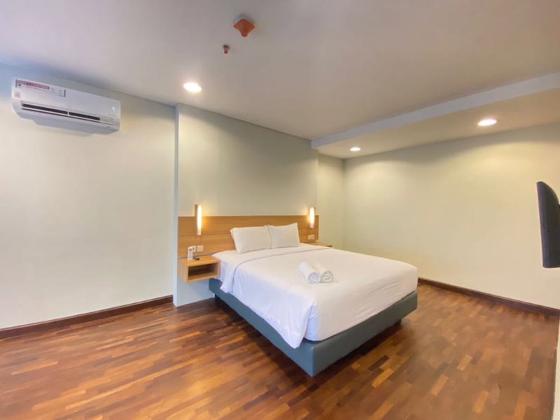 Fabulous 2Br Loft Apartment With Private Bathub At El Royale, Bandung, Indonesia